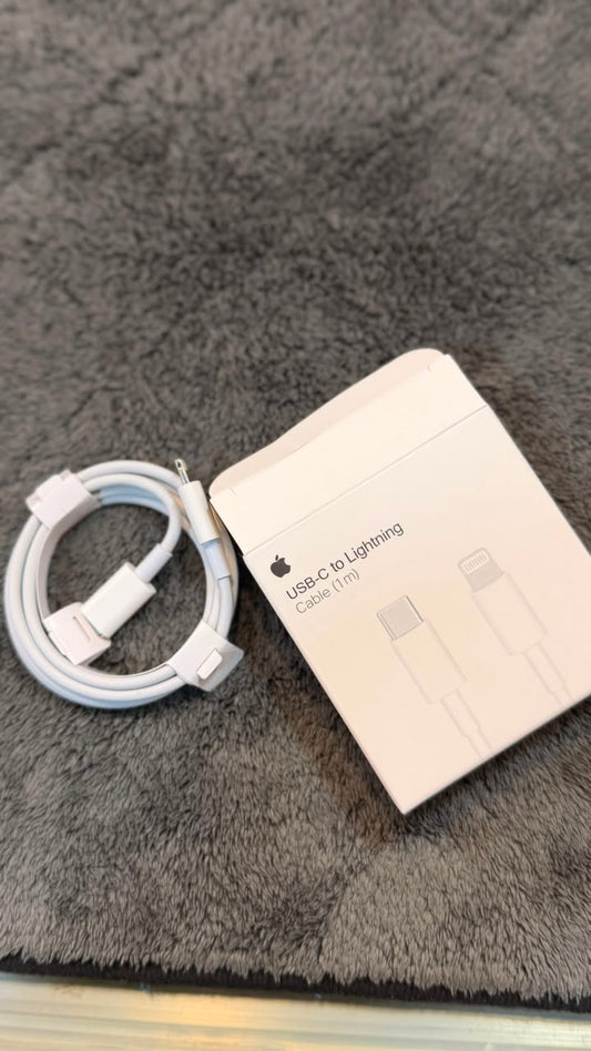 Apple USB-C to Lightning Cable 1m – Fast Charging & Data Transfer