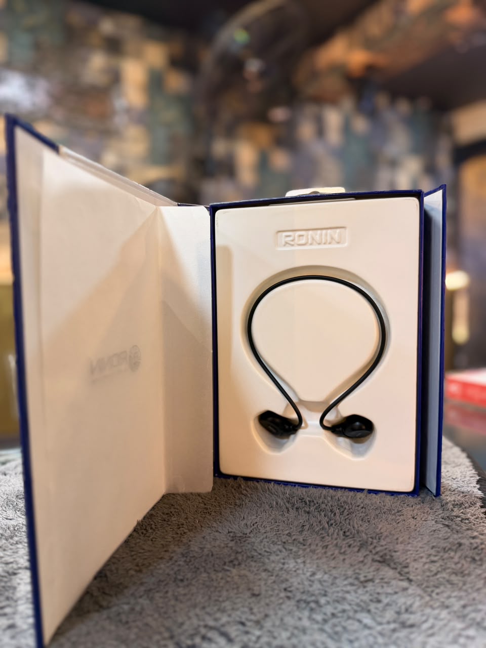 Ronin R-180 Smart & Fit Bluetooth Neckband – Wireless Sports Earphones