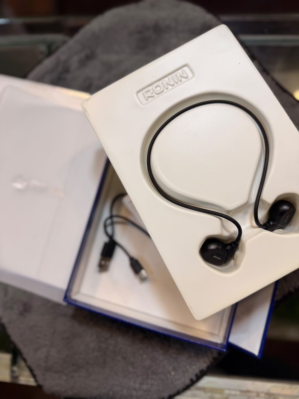Ronin R-180 Smart & Fit Bluetooth Neckband – Wireless Sports Earphones