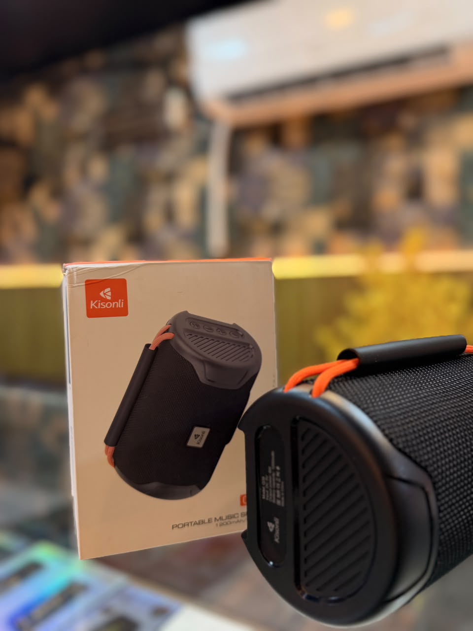 Kisonli Q39 8W Portable Bluetooth Speaker with 1200mAh Battery, USB & TF Card